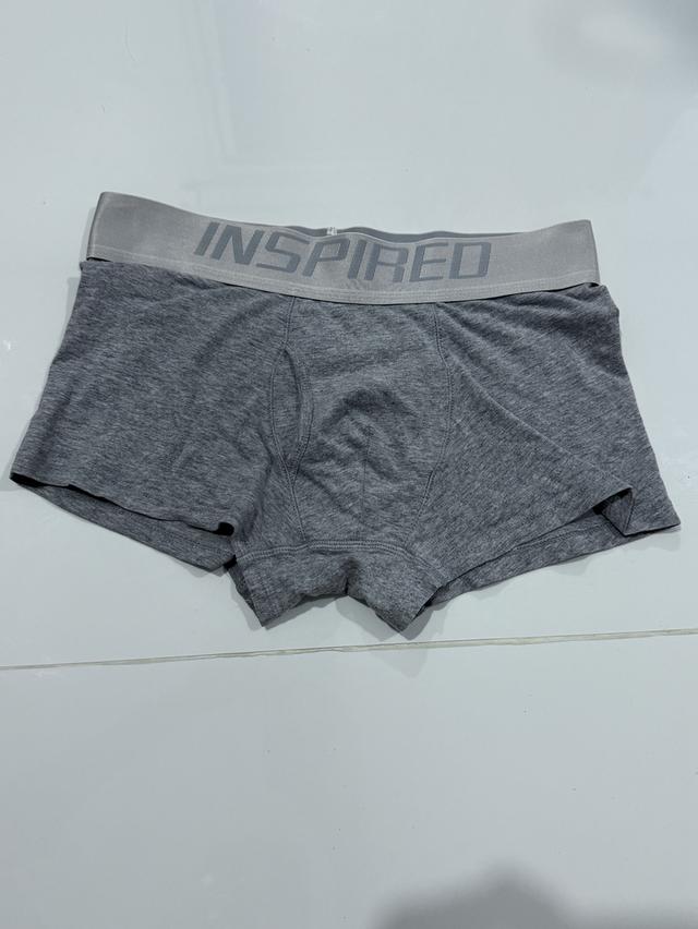 กางเกงในสถาพดีมือสอง อยากโละตู้เสื้อผ้า 7