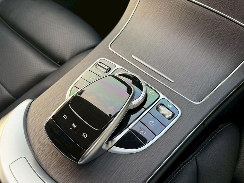 Benz C220d AV Facelift ปี21 รูปที่ 13
