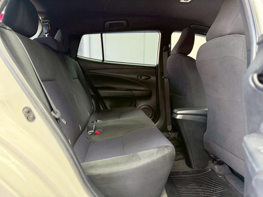 ปี 2018 TOYOTA YARIS, 1.2 J โฉม ปี13-19สีขาว มือเดียวป้ายแดง รูปที่ 11