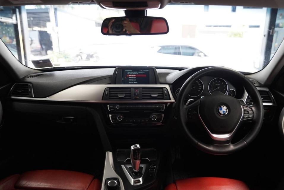 รหัส 67GG7621 BMW 330e 2.0 Sport ปี 2019 15