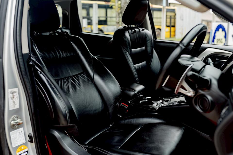 Mitsubishi Pajero 2.4GT 4wd ปี19 13