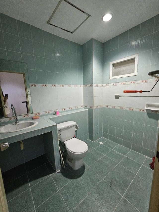 บ้านทาวน์เฮ้าส์มือสอง 6