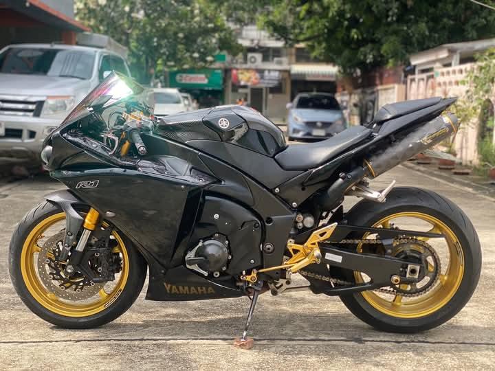 Yamaha R1 ปล่อยขายราคาดี 3