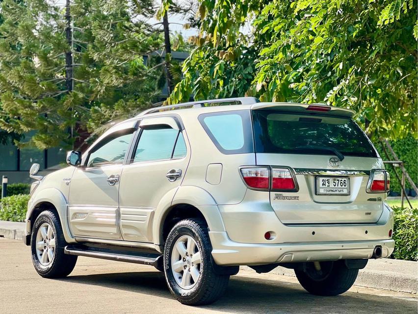 Toyota Fortuner 3.0V 2wd ปี 2008  ไม่มีอุบัติเหตุ  8