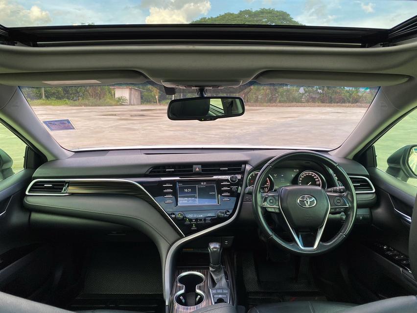 Toyota Camry 2.5G ปี20 13