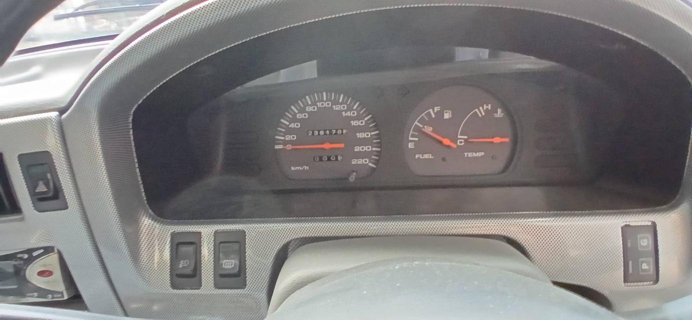 ขายรถยนต์ นิสสัน NV Wingroad ปี 2001 (แก๊ส) รูปที่ 6