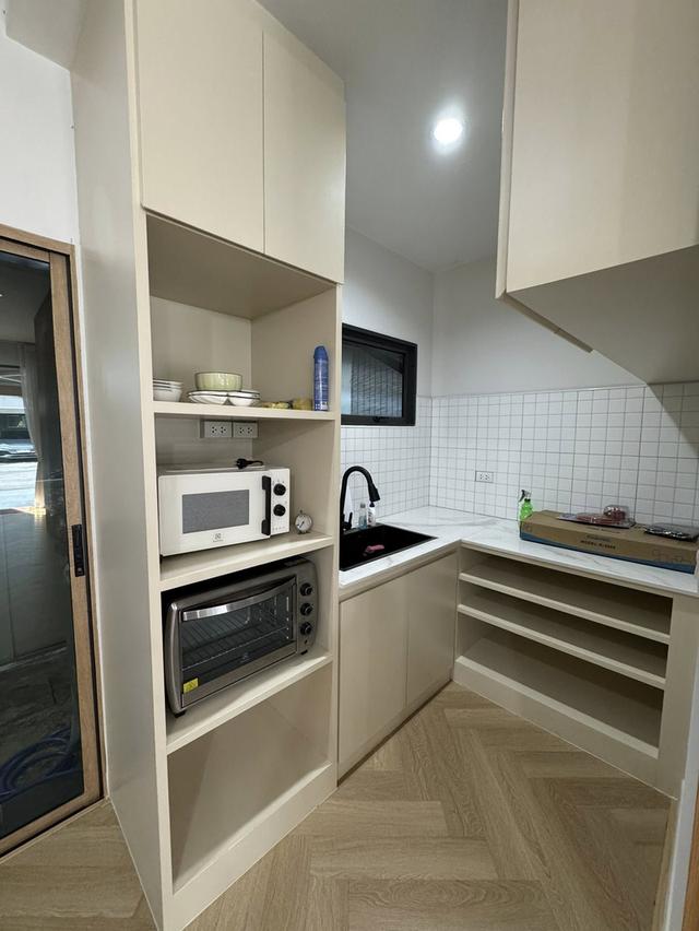 ปล่อยเช่าทาวน์โฮม 3 ชั้น  บ้านกลางเมือง พระราม 9 กรุงเทพกรีฑา 8