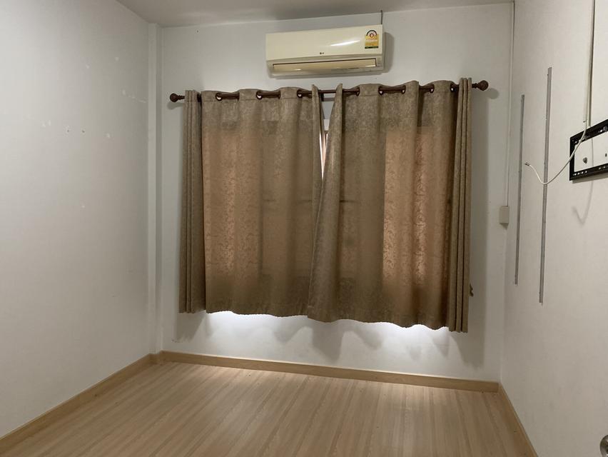 🏡 ขายทาวน์เฮาส์ 2 ชั้น 27.6 ตรว. หลังมุม พื้นที่กว้าง อยู่สบาย 📍 หมู่บ้านเปี่ยมสุข 4 ซอยสุขาประชาสรรค์ (ซอยวัดกู้) ปากเกร็ด นนทบุรี 11