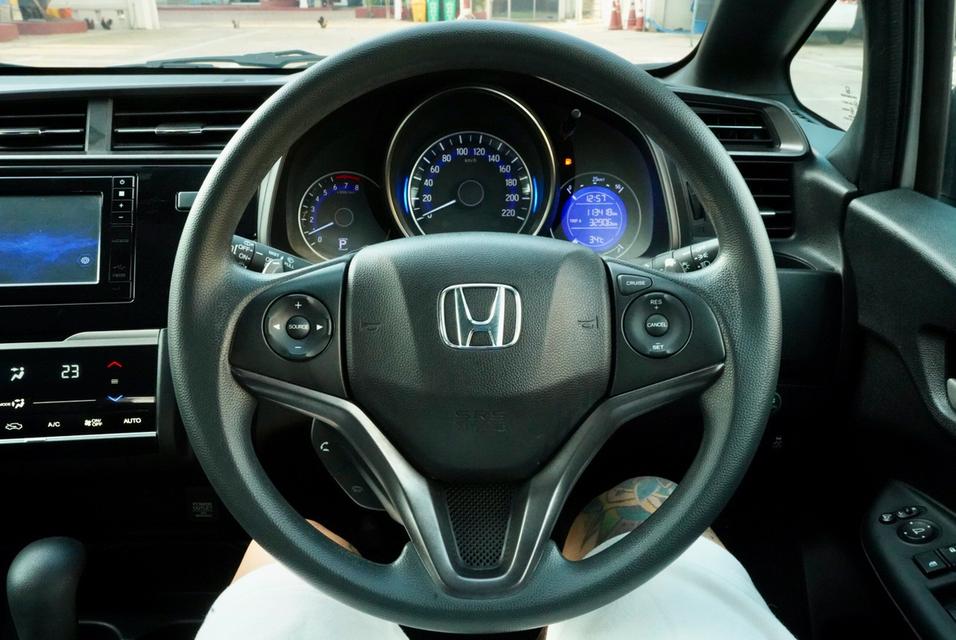 Honda Jazz GK 1.5 RS ปี 2019 รูปที่ 15
