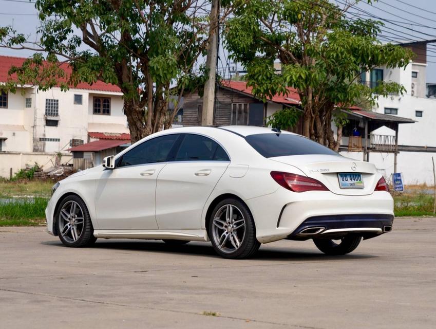 Mercedes Benz CLA250 2.0 AMG Dynamic 2017 ใช้น้อยมาก ประวัติดี รถสวยใหม่จริงๆคับ 6