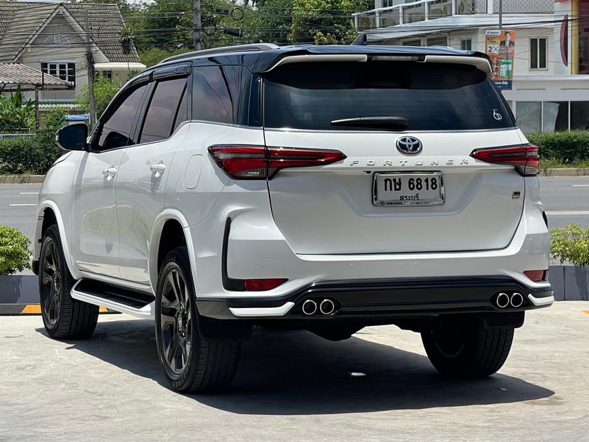 ขาย Toyota Fortuner 2.8GR 4wd ปี22 6