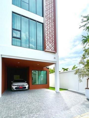 ให้เช่าทาวน์โฮม 3.5 ชั้น 26.4 ตร.ว. ย่านนาคนิวาส ลาดพร้าว 71 โชคชัย 4 ใกล้เซ็นทรัล อีสต์วิลล์ 1