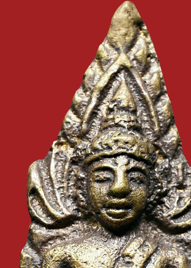 พระพุทธชินราชอินโดจีน ปี 2485 พิมพ์ต้อใหญ่บัวขีด เนื้อโลหะ ตอกโค๊ต 8