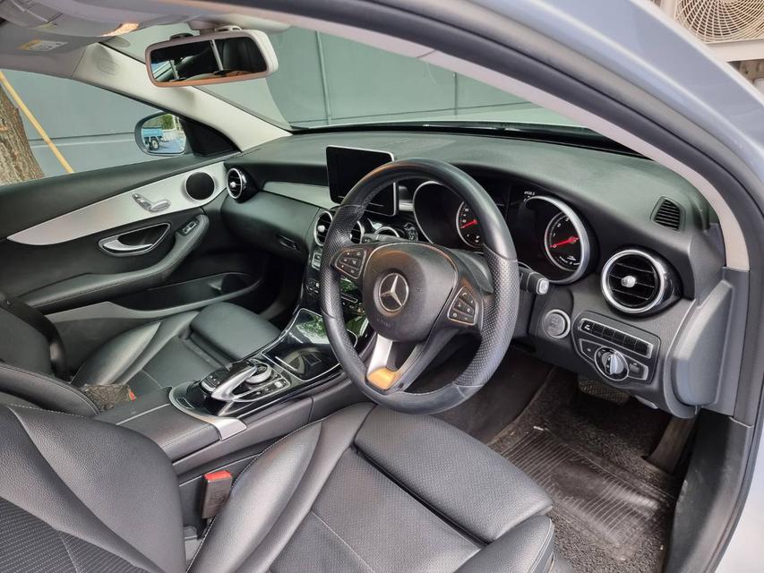 รูป ขายรถ Mercedes-Benz C350e Avantgarde (W205) 2016 สีบรอนซ์เงิน 6