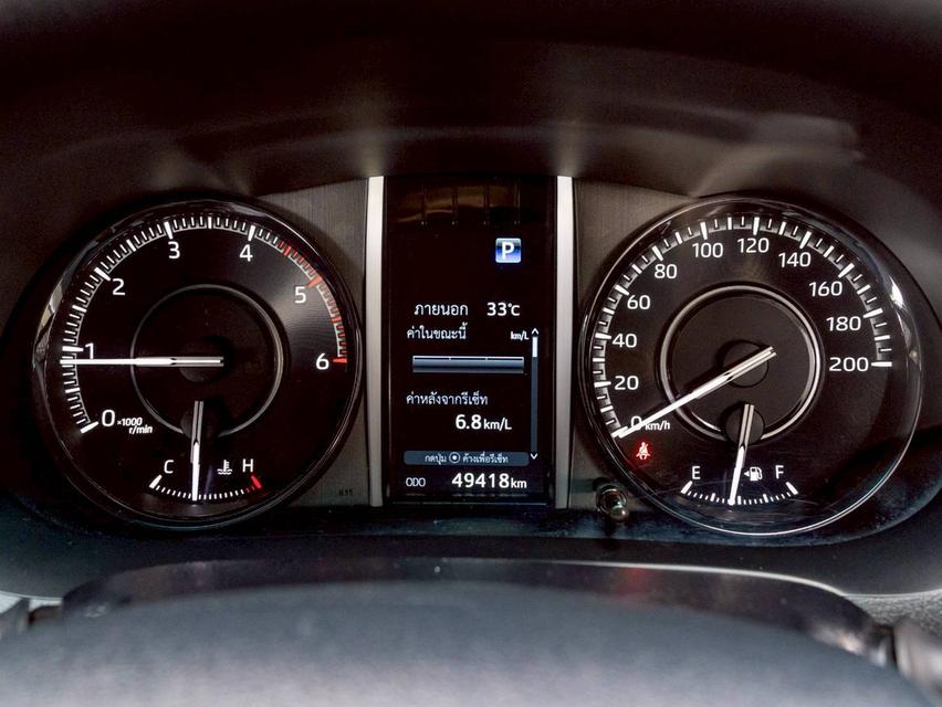 Toyota Fortuner 2.4 Legender 4WD ปีจด 2022 17