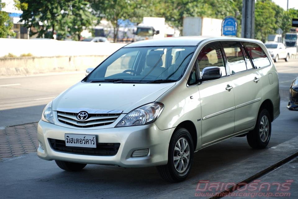 2011 TOYOTA INNOVA 2.0G 2