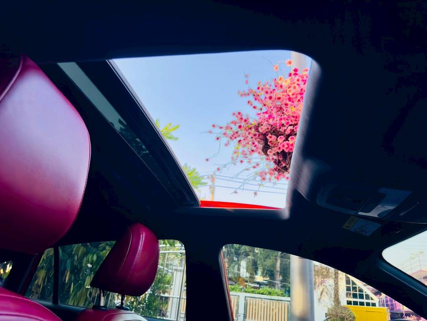 MG MG 5 1.5X Sunroof i-Smart  ปี 2025  มีสัญญาณเตือนในมุมอับ รูปที่ 9