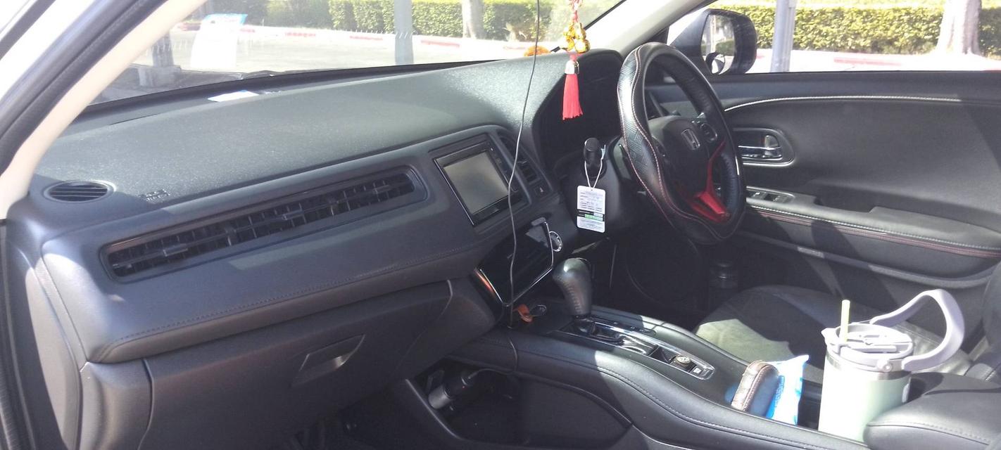 HONDA HRV สีขาว 1.8 EL ปี 2019 14