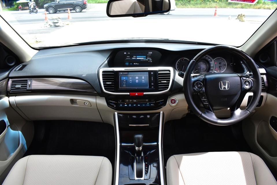 รหัสรถ PB8669 HONDA ACCOR 2.0 EL AUTO 2017 เบนซิน 6