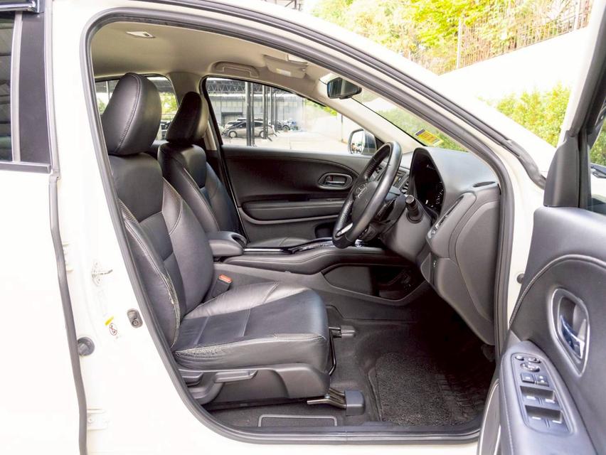 Honda HR-V 1.8E Limited ปี 2015 12