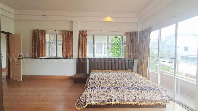 บ้านเดี่ยว 133 ตร.วา ซอยประเสริฐมนูญกิจ 17 เดินทางสะดวก ห่างถนนเพียง 50 เมตร 17