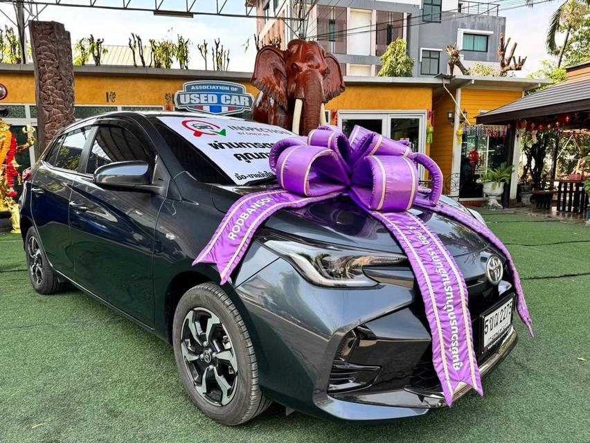 #TOYOTA YARIS รุ่น SPORT เครื่อง1.2cc. เกียร์AUTO ปี 2024 #รถมือเดียวป้ายเเดงไมล์แท้100%คะ