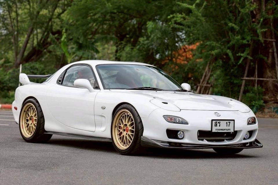 รหัสรถ PR17 Mazda Rx7 ตัวรถปี 1994 จดทะเบียนปี 2011 ตัวรถสีขาวแท้ตัวถังสวย Restore