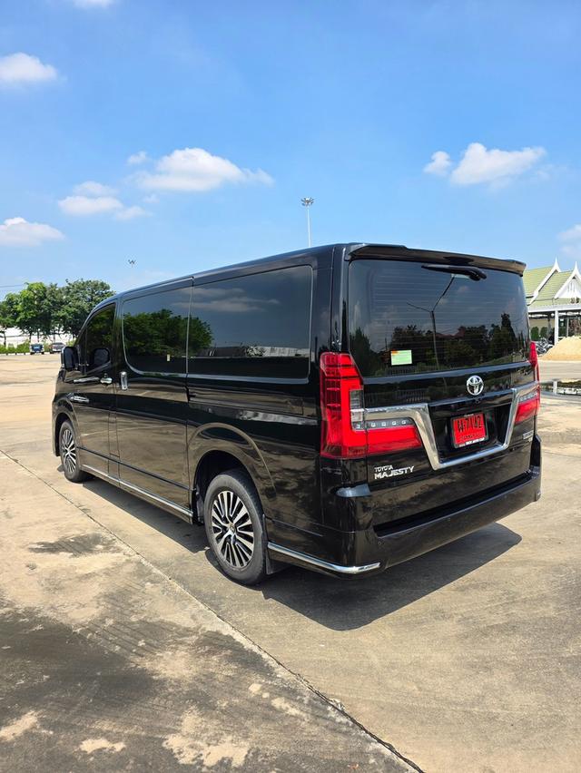 Toyota Majesty รุ่น 2.8 Grande ปี 2024 ไมล์ 40,000 กม. รูปที่ 5
