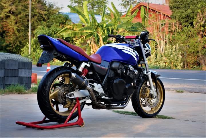 Honda CB400 สีน้ำเงิน 3