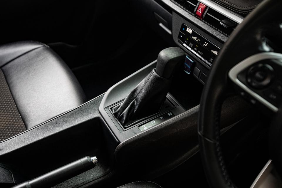 Toyota Yaris Ativ 1.2Smart ปี24 รูปที่ 10