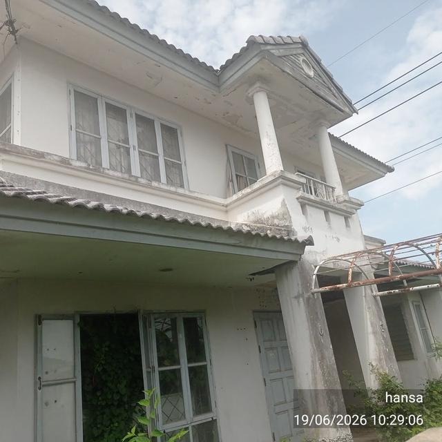 ขายบ้านรังสิตยครนายก 65 คลองสอง เลขบ้านตอง3หลัก สองชั้น 3 ห้องนอน 3 ห้องน้ำ 58 ตรว 1