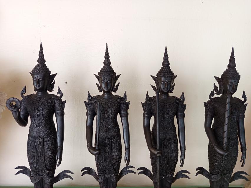 ท้าวจตุโลกบาลเนื้อทองเหลือง รูปย่อยที่ 2