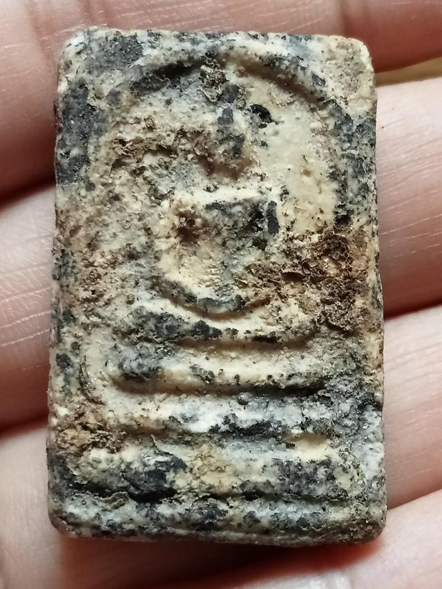 พระสมเด็จ    กรุเก่าๆ