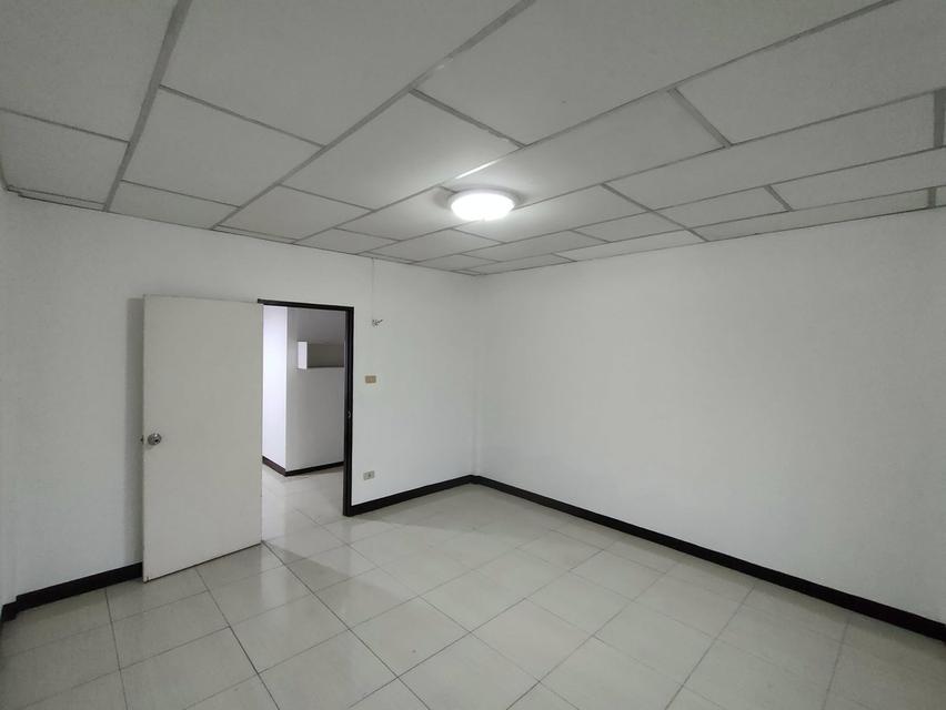 ขายอาคารพาณิชย์ ซอยคู้บอน27 4