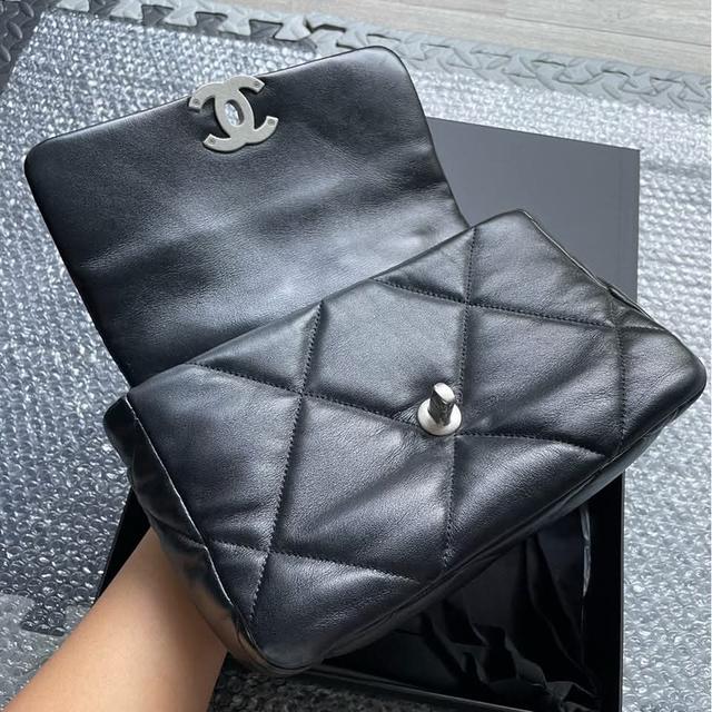 Louis Vuitton Montaigne MM หนังลาย Monogram Empreinte สี Marine Rouge รูปที่ 2