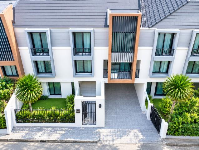 แจ้งวัฒนะ ถูกที่สุดในไทย 4แอร์ โฮมออฟฟิศ 3 ชั้น 3 ห้องนอน 3 ห้องน้ำ ใกล้รถไฟฟ้าสถานีเมืองทองธานี IMPACTติวานนท์ 220 ตร.ม 1
