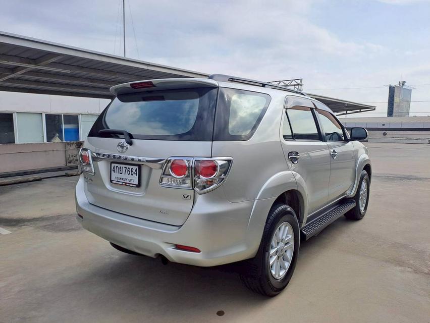 Toyota Fortuner 3.0 V  2WD รุ่นท็อป ปี2015 สีเทา มือเดียวจากป้ายแดง เข้าศูนย์ตลอด ไมล์แท้ 7