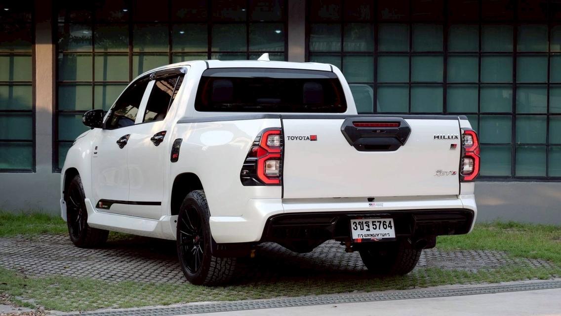 รหัสรถ KN5764 TOYOTA HILUX REVO รุ่น GR SPORT : เครื่องยนต์ 2.8 ดีเซล 2022 เกียร์ AUTO 8