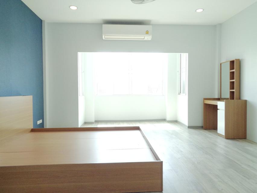 🚩 บ้านรีโนเวท ทาวน์โฮม 3 ชั้น 18 ตารางวา โครงการ เดอะ รีโน่ นวมินทร์ ติดห้างโลตัสนวมินทร์ 15