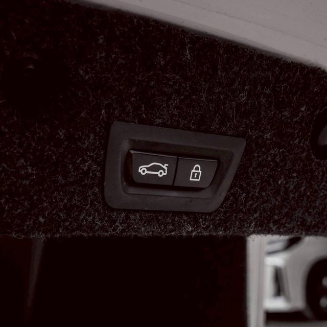 รหัสรถ 67GG4265 🔥 BMW 520d M Sport ปี 2017 (F10 LCI – Minorchange) 🔥 4