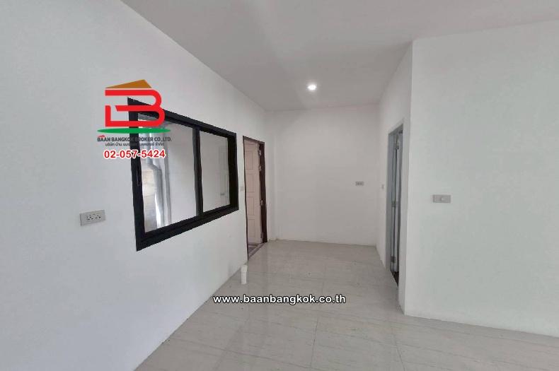 ทาวน์เฮาส์ หมู่บ้าน บ้านสวนปาริชาติ เนื้อที่ 19 ตร.ว ใกล้สถานีรถไฟฟ้าคลองบางไผ่ ตำบลเสาธงหิน อำเภอบางใหญ่ นนทบุรี 5