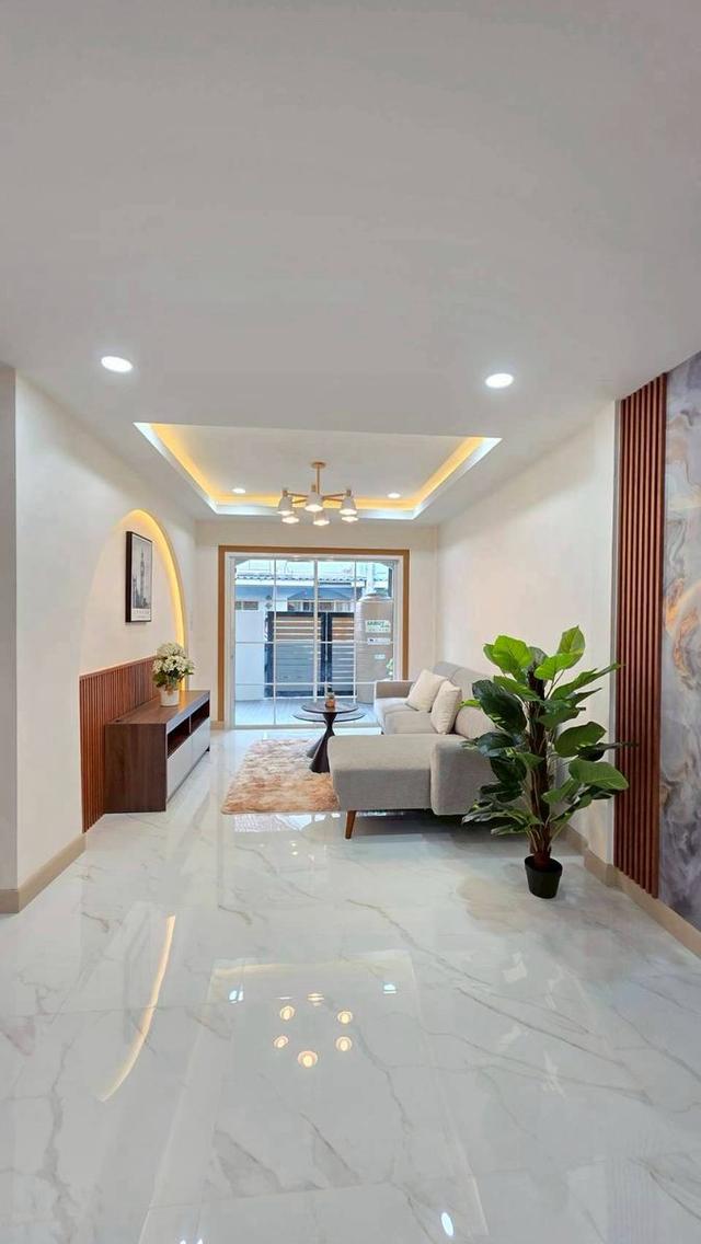 หมู่บ้านบัวทองธานีพาร์ควิลล์1  ซอยกรมที่ดินบางบัวทองทาวน์เฮาส์ 2 ชั้น ตกแต่งใหม่พร้อมอยู่  ทำเลดี พร้อมของแถมอีกหลายรายการ 4