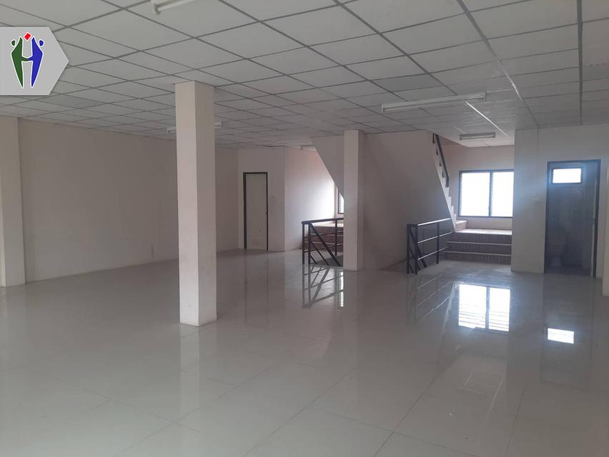 อาคารพาณิชย์ให้เช่า ติดถนนซอยสยามคันทรีคลับ พร้อมเปิดร้าน • อาคารพาณิชย์ 4 ชั้น 2 คูหาต่อกัน เนื้อที่ประมาณ 160 ตารางเมตร 2 คูหา • มีที่จอดรถหน้าตึก • 7