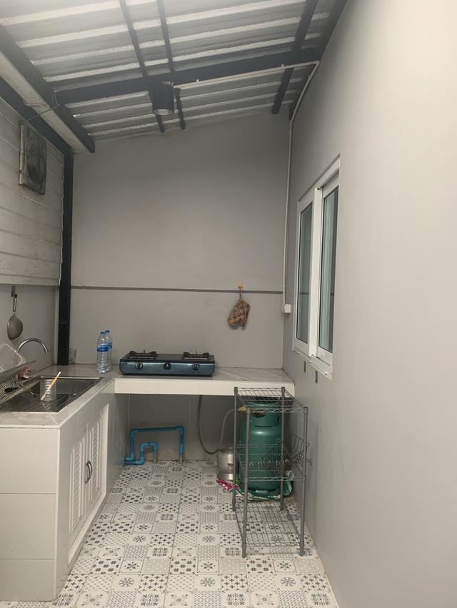 ทาวน์โฮม2ชั้น หน้ากว้าง 5.5 เมตรที่ดิบ 22 ตารางวา 4 ห้องนอน 3 ห้องน้ำต่อเติมเรียบร้อย 5