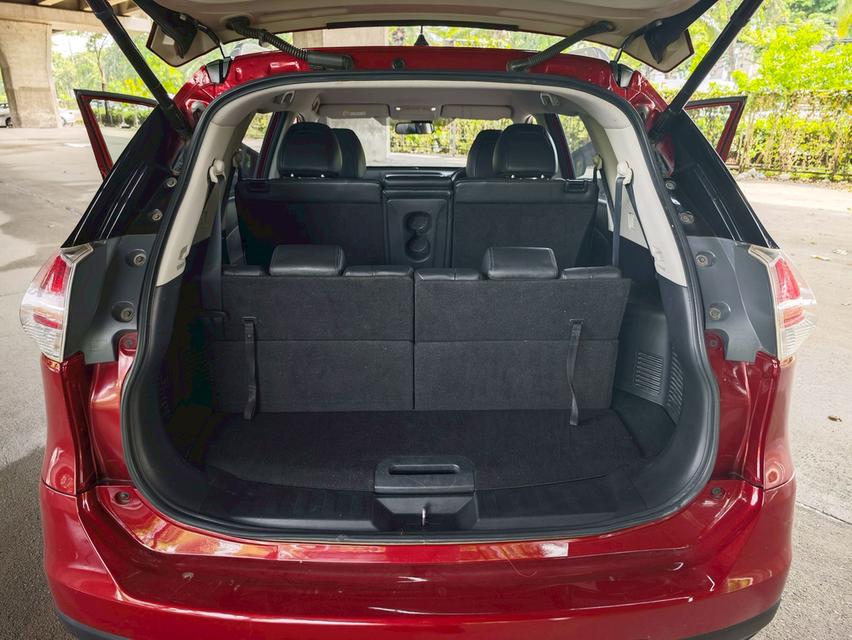 ขายรถ nissan  X-Trail 2.0V 4WD ปี 2015 สีแดง เกียร์ออโต้ 20