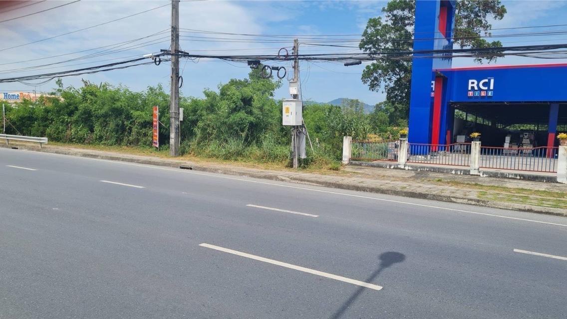 ✨ ที่ดินทำเลทอง ติดถนนใหญ่ ใจกลางถลาง ภูเก็ต📍 ติด HomePro และ Dynasty Tiletop✔ ทำเลเชิงพาณิชย์ ศักยภาพสูงมาก✔ หน้ากว้างติดถนน รถใหญ่เข้าออกสะดวก✔ 4