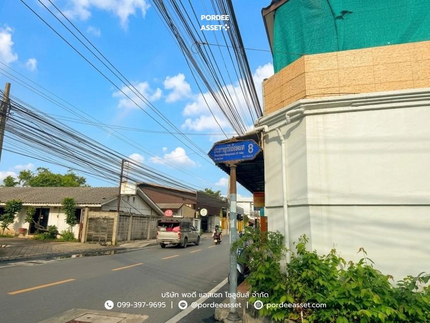 ทาวน์เฮ้าส์ 3 ชั้น ประชาราษฎร์บำเพ็ญ 26 แยก 8 เดินทางสะดวกทั้งรัชดา-ลาดพร้าว สภาพสวยพร้อมอยู่ 17