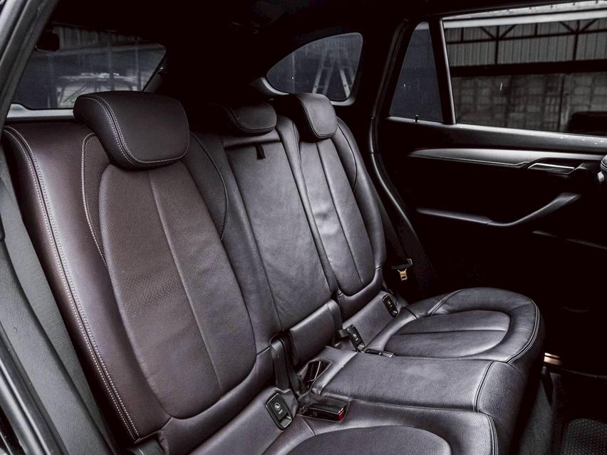 รหัสรถ 67GG3203 BMW X1 2.0 SDRIVE 1.8D Msport ( F48 ) ปี 2017 15