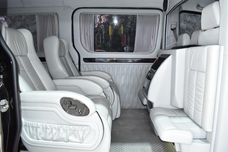 รหัสรถ JRS7158 Mercedes Benz sprinter 316 CDI Premium Edition  ปี17 จด 19 13