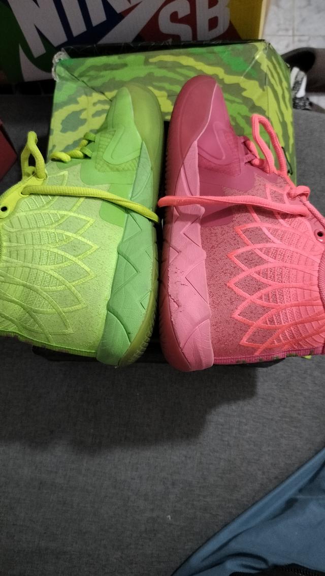 รองเท้ามือ2 6